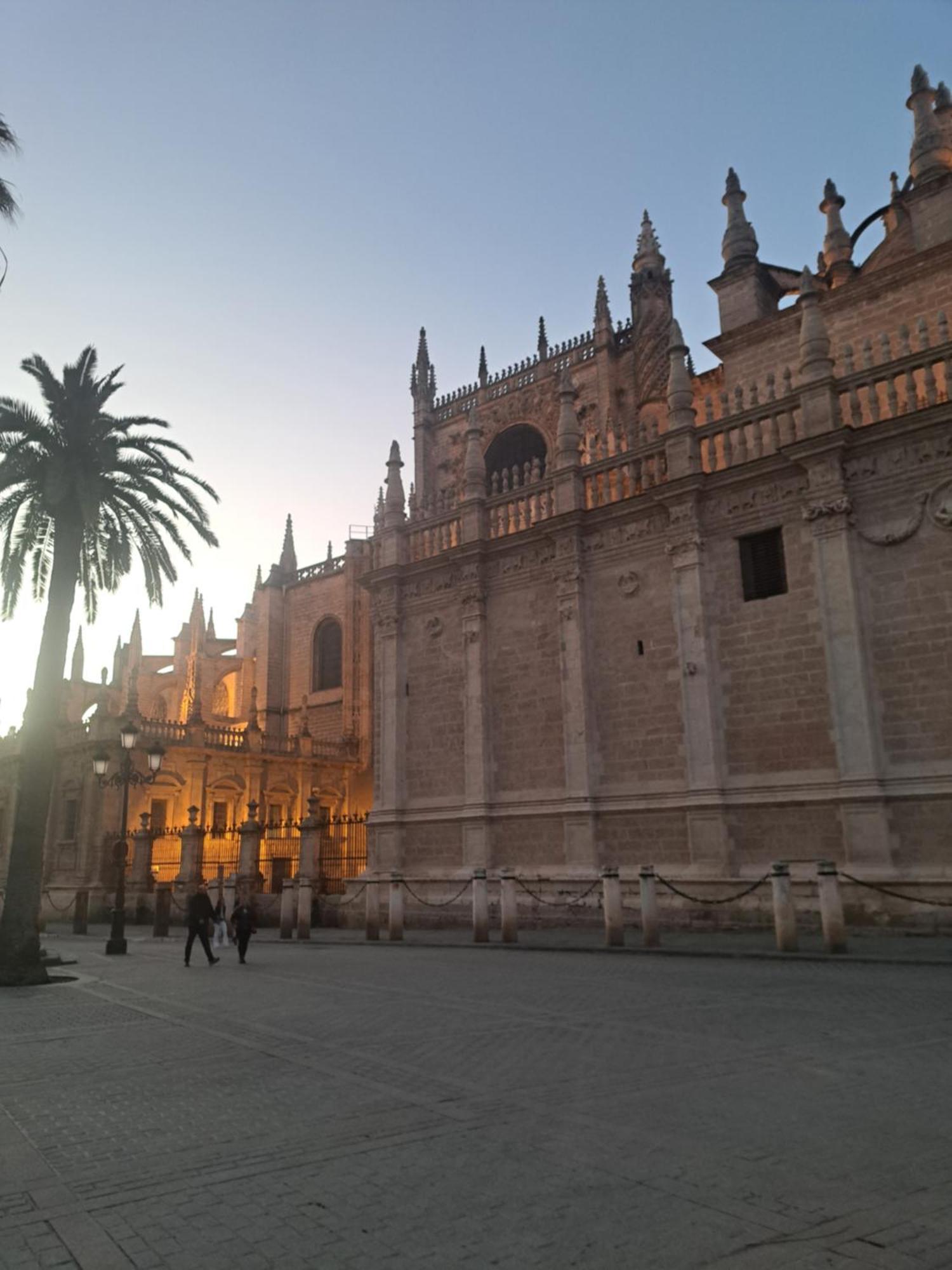 Apartamentos Flamenco B&B Seville Exterior photo